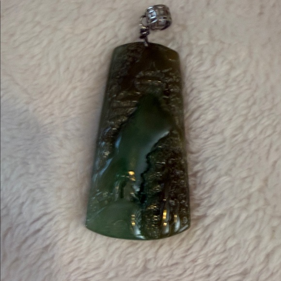 Jewelry - Elegant Green Jadeite Pendant (free chain with purchase)